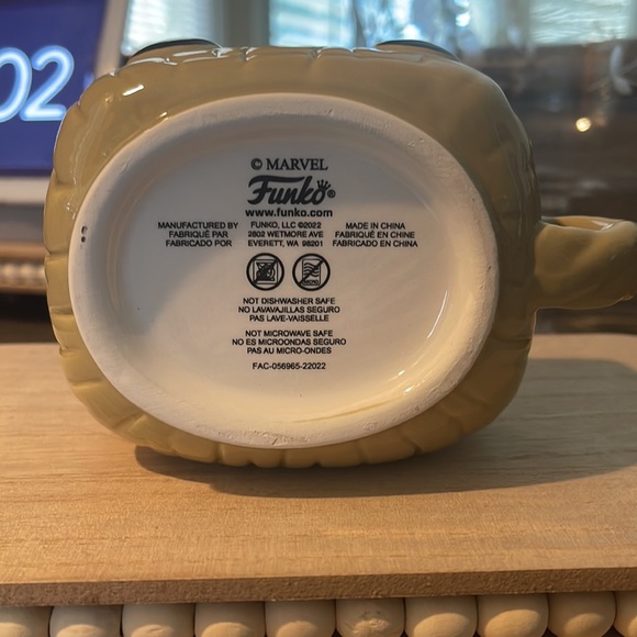 Funko Marvel Groot Ceramic Mug - Picture 4 of 4